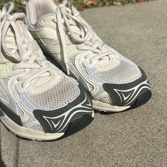 Women's Cream and Green Sneakers - Picture 7 of 13